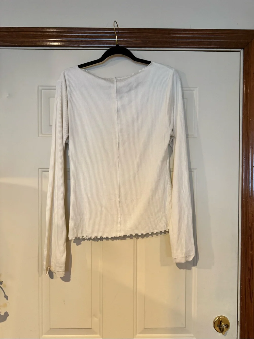 White Long-Sleeve Ribbed Top with Lettuce Hem